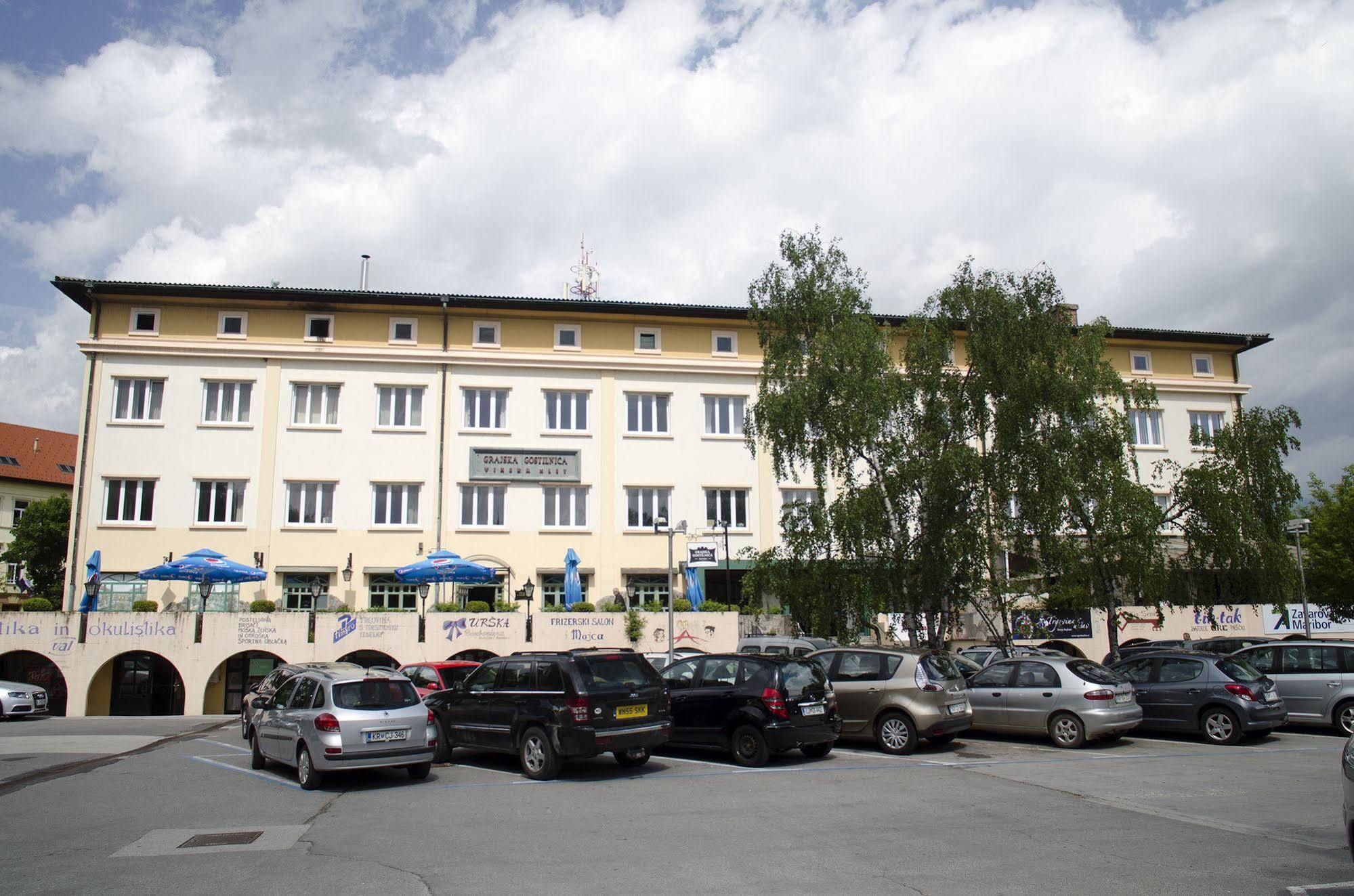 Grajski Dvor Radovljica Kültér fotó